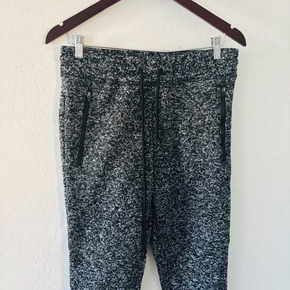 Rue21 Small Men’s Heathered Joggers - Picture 2 of 5